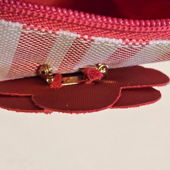 Estee Lauder Pink & White Stripe w/Rosette Zipper Closure Cosmetic Case - Picture 5 of 10